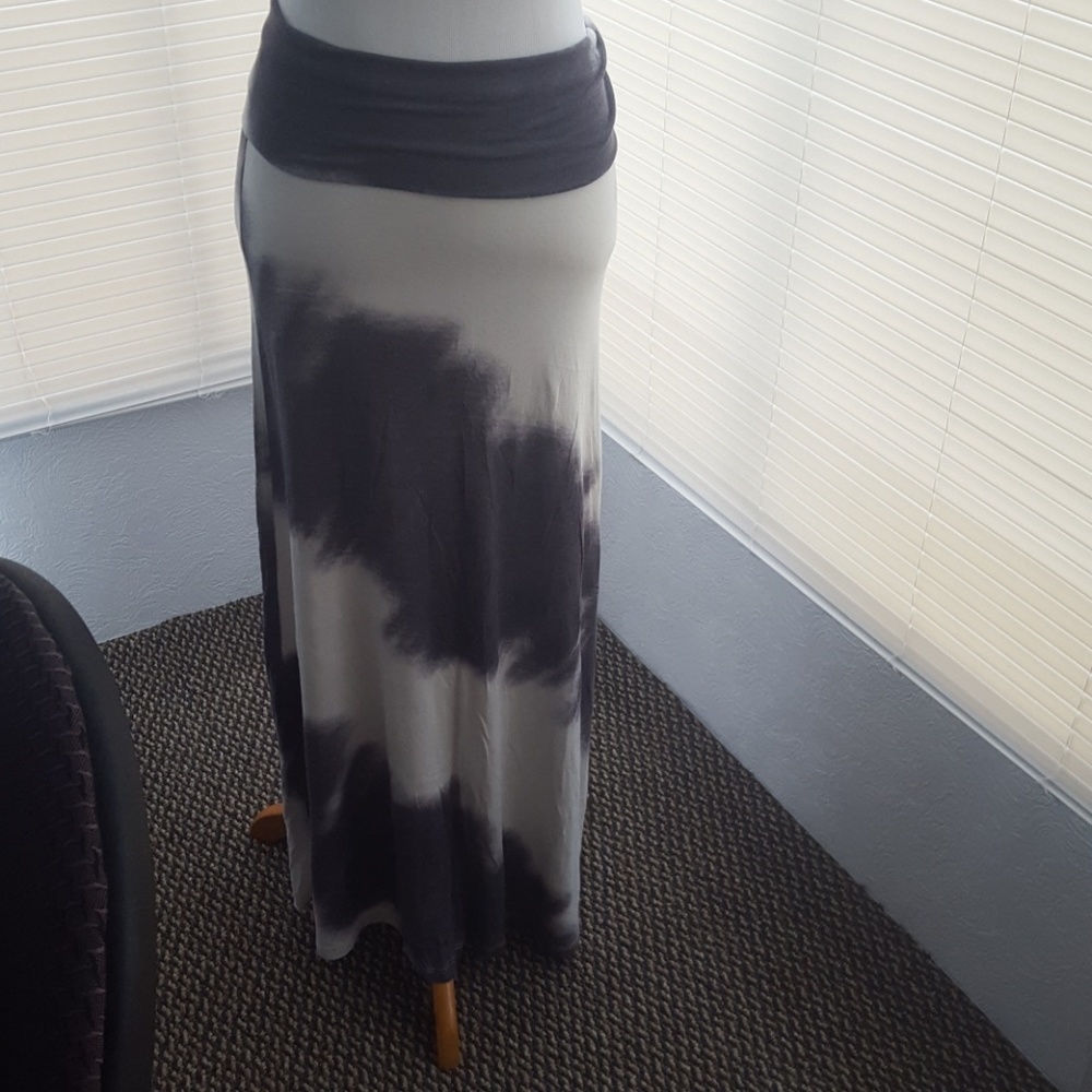 Full tilt maxi skirt